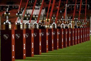 Independiente-7-Copas-Libertadores-Finales-Numeros-Rojos