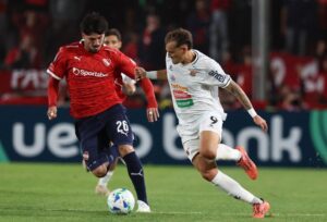 kevin-lomonaco-y-agustin-anello-independiente-vs-boston-river-la-copa-sudamericanajpg