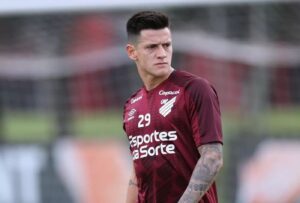 leonardo-godoy-athletico-paranaensejpg