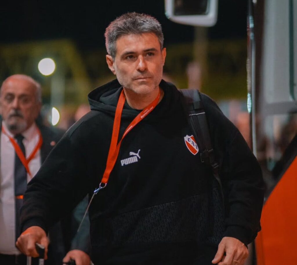 ¡Vamos nosotros hoy____TodoRojo 🔴(HEIC)_1~2