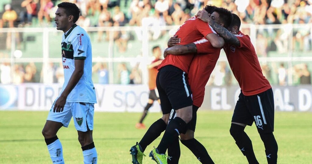 https___s3.amazonaws.com_arc-wordpress-client-uploads_infobae-wp_wp-content_uploads_2018_03_05204726_San-Juan-San-Martin-vs.-Independiente-1