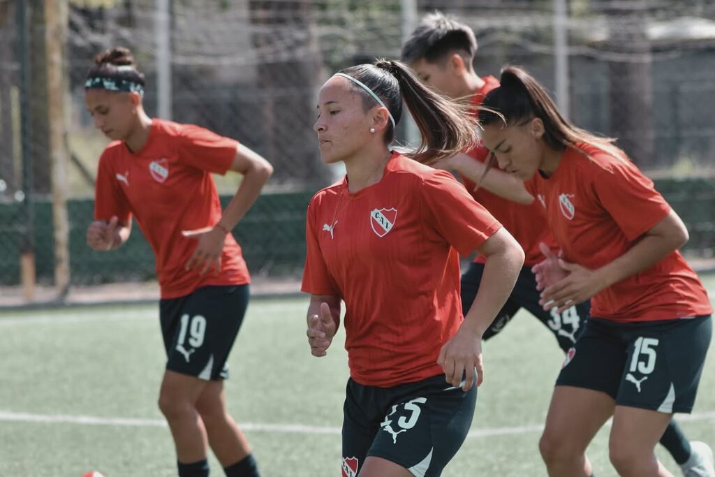 ¡VAMOS NOSOTRAS_ 👊🏼___TodoRojo 🔴(JPG)