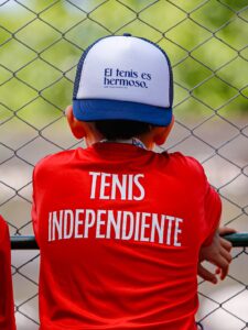 Una imagen vale más que mil palabras. El tenis es hermoso._._._Contanos qué es lo hermoso del tenis para vos♥️.__.__SomosTenisIndependiente🎾🇦🀨JP