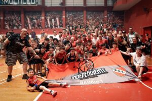 🏀 ¡Vení a alentar a _Independiente en la Final___Este finde jugamos ante Pinocho en busca del título de la Liga Metropolitana.__📅 Sábado 13_12 - (