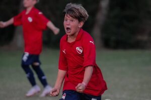 ¡Dos categorías de Infantiles campeonas___La 2016 se consagró en la Copa de Oro del Torneo de Fútbol Infantil Javier Vallina_ disputado en la ciudad de(