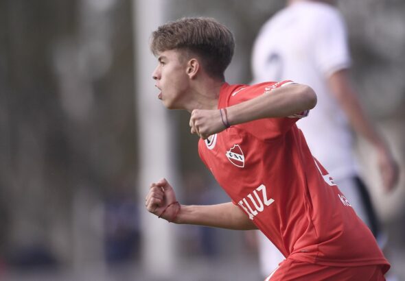 9kSUcnKKx_2000x1500__1