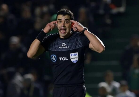 leandro-rey-hilfer-arbitrojpg