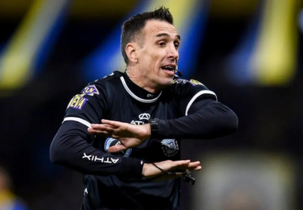 pablo-dovalo-arbitropng