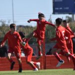 ¡El fútbol infantil tuvo un gran arranque de torneo ante Racing_ 🔛__Con victorias de la 2013 y 2015_ un empate de la 2016 y una derrota de la 2014_ los(