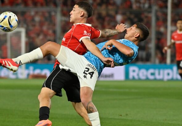 santiago-montiel-aguanta-la-pelota-ante-la-marca-72SUIAVU6VBMVCIYYO5NJVVUT4