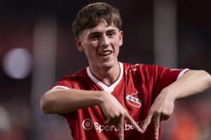Otro partido en casa.__Ya con la mente en Unión 🔜___TodoRojo 🔴(HEIC)_4