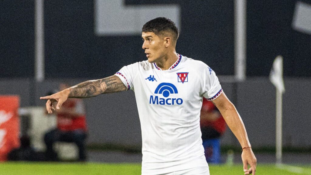 banegas-tigre-scaled-e1746107911234